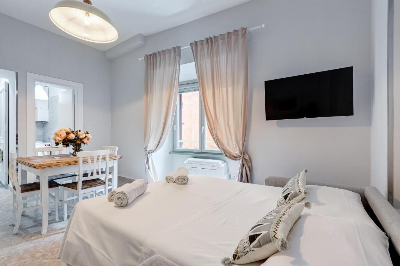 Trevi Fountain - Shabby - Romedreamhome Екстериор снимка