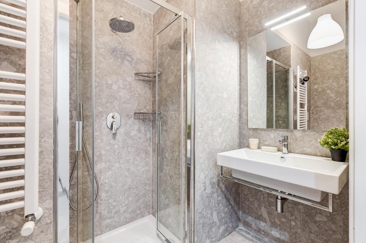 Trevi Fountain - Shabby - Romedreamhome Екстериор снимка