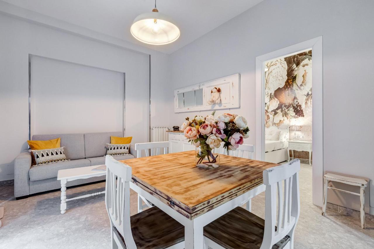 Trevi Fountain - Shabby - Romedreamhome Екстериор снимка