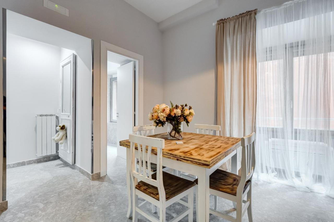 Trevi Fountain - Shabby - Romedreamhome Екстериор снимка