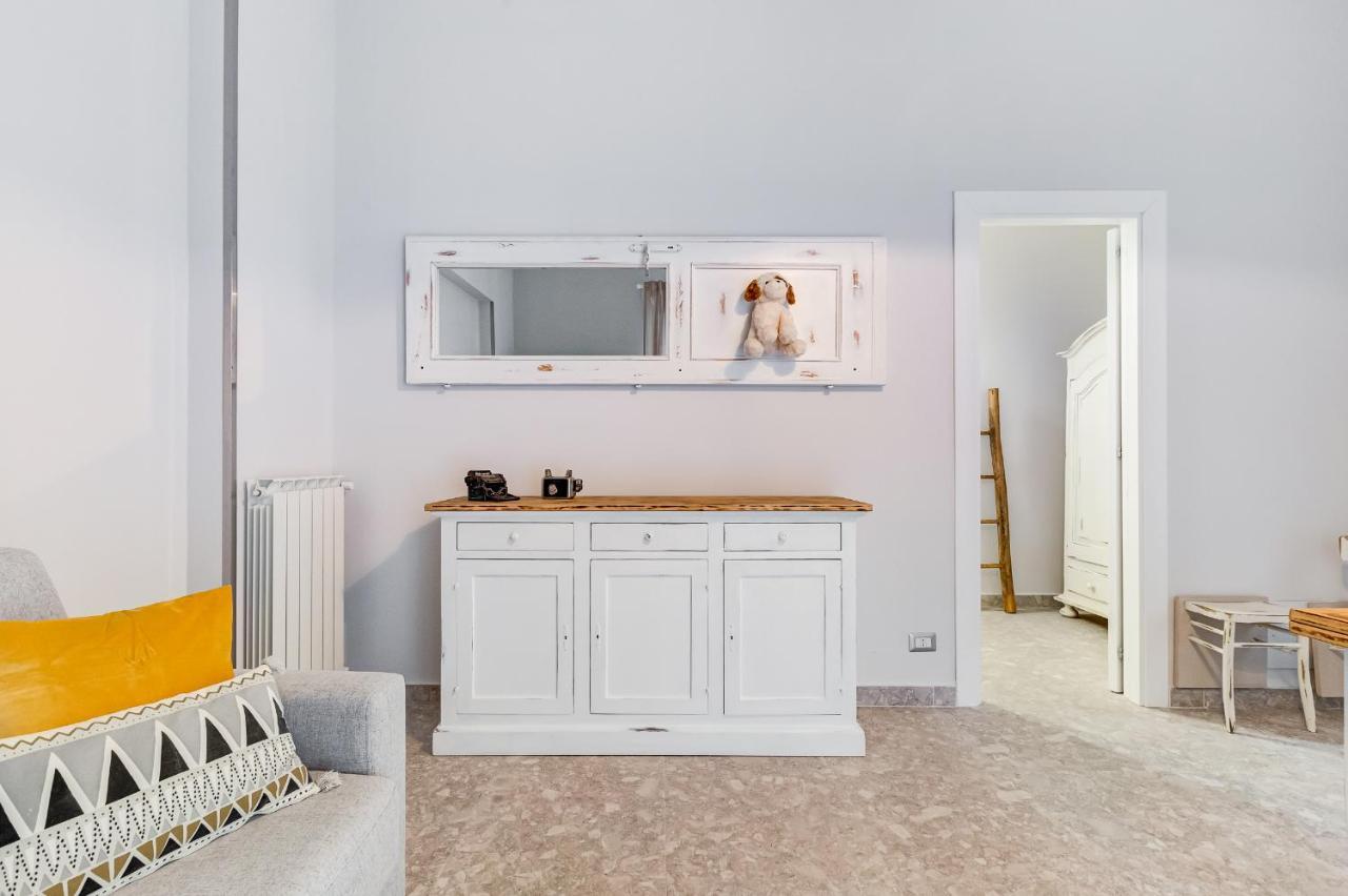 Trevi Fountain - Shabby - Romedreamhome Екстериор снимка